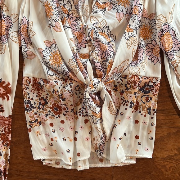 Free People top - Picture 3 of 4